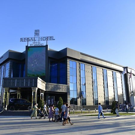 Regal Hotel By Grand Navoi Exterior foto